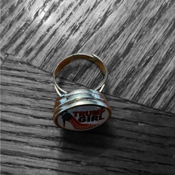 🇺🇸 “Trump Girl” Adjustable Silver Ring! - Picture 5 of 6